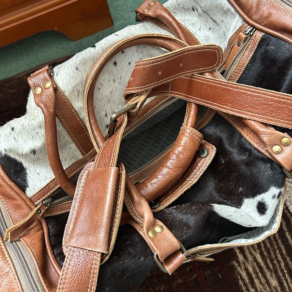 Myra Bag Cowhide Leather Travel Bag - Black, White, and Brown, Hairon - Picture 2 of 4